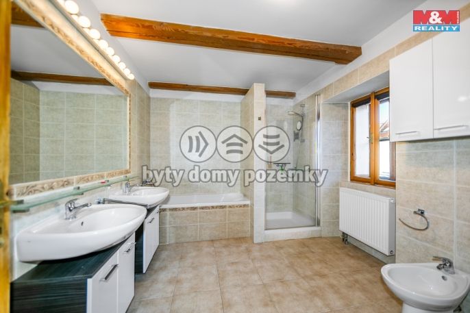 Pronájem, Zemědělská usedlost, Dobrovíz