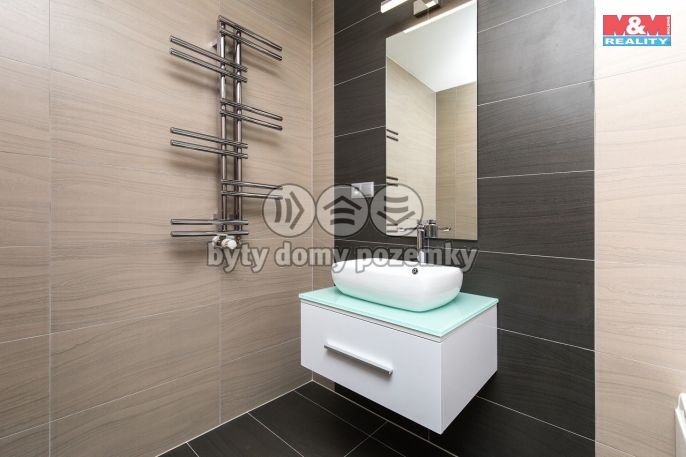 Pronájem, Byt 2+kk, Pardubice