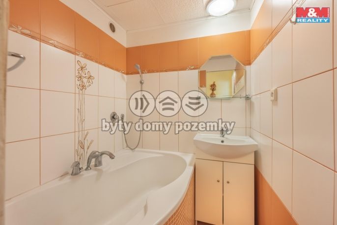 Prodej, Byt 3+1, Slaný