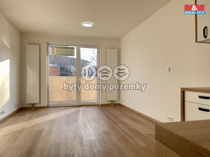 Pronájem, Byt 1+kk, Zlín