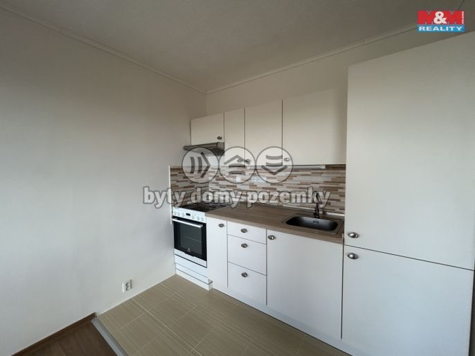 Pronájem, Byt 1+kk, Ústí nad Labem