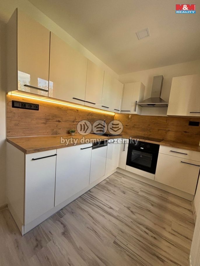 Prodej, Byt 3+1, Karviná