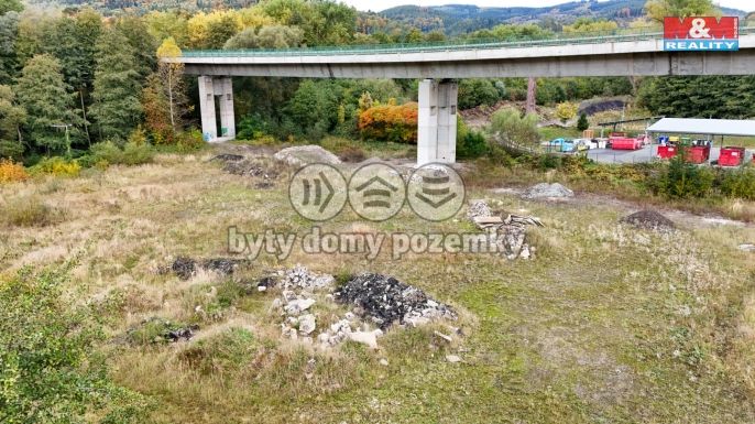 Prodej, Louka, Perštejn