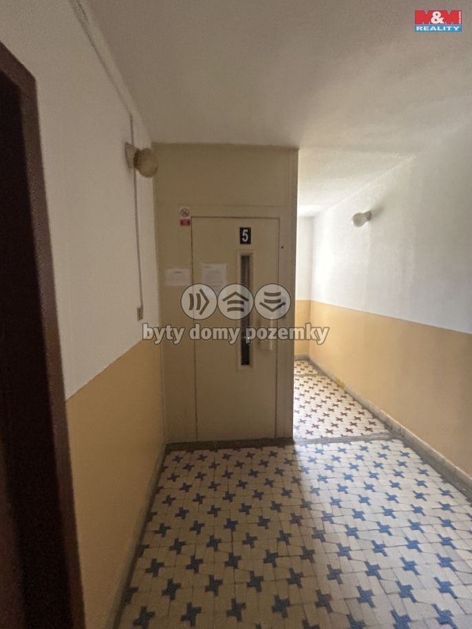 Pronájem, Byt 1+kk, Ústí nad Labem