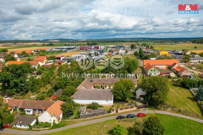 Prodej, Zemědělská usedlost, Dobev