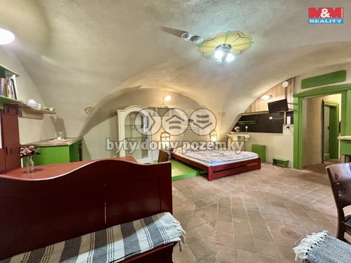 Prodej, Nájemní dům, Jindřichův Hradec