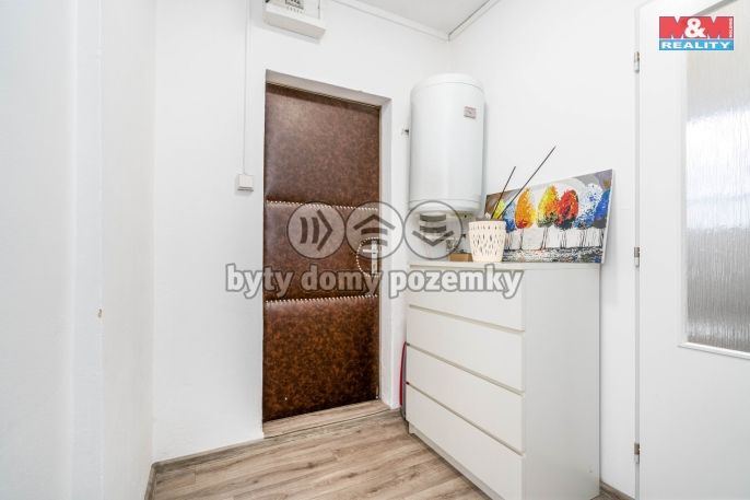 Pronájem, Byt 1+1, Police nad Metují