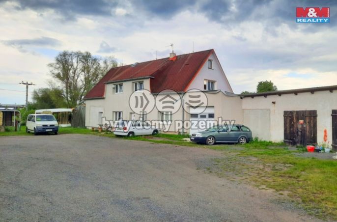 Pronájem, Garáž, Krupá