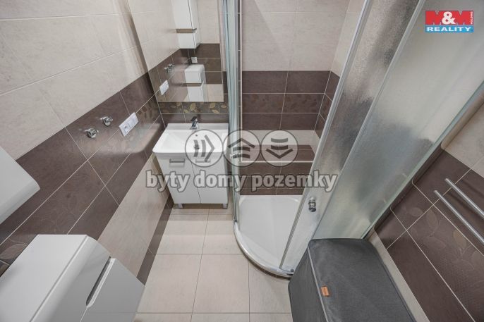 Prodej, Byt 4+1, Holice