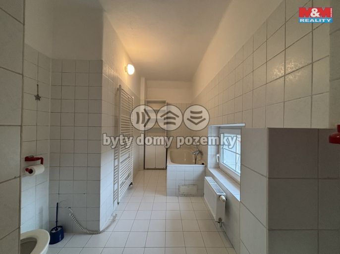 Pronájem, Rodinný dům, Trutnov