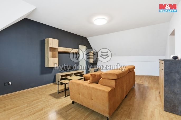 Pronájem, Byt 2+1, Nupaky