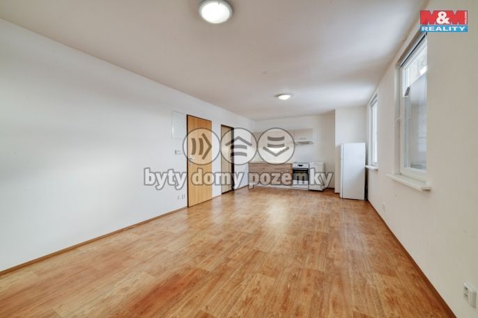 Pronájem, Byt 1+kk, Cheb