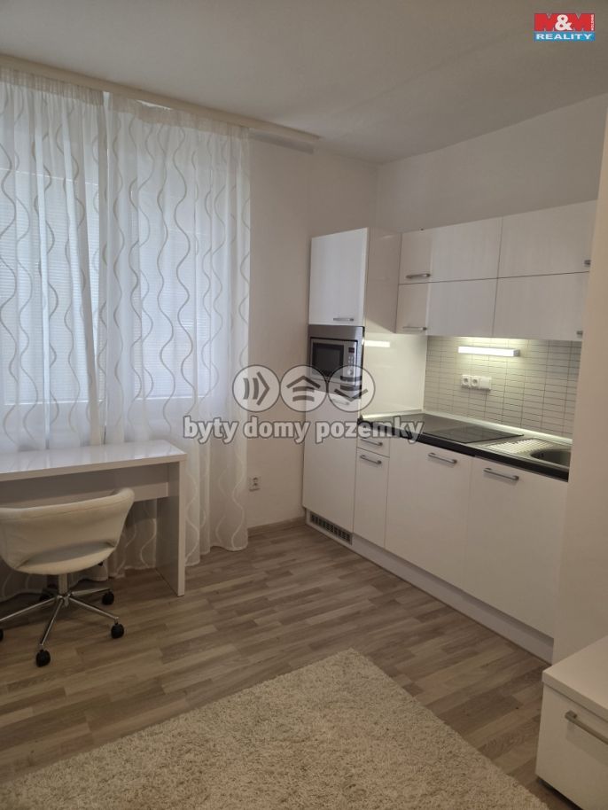 Pronájem, Byt 1+kk, Bílovec