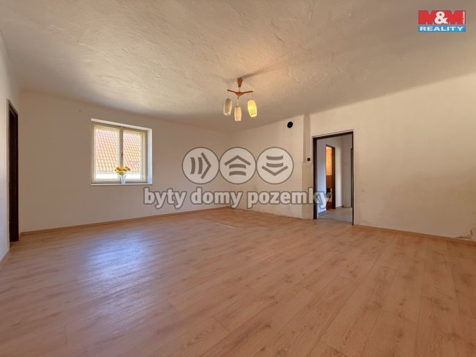 Prodej, Zemědělská usedlost, Chrášťany