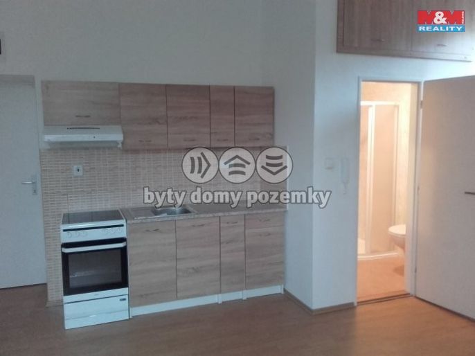 Pronájem, Byt 1+kk, Horní Benešov