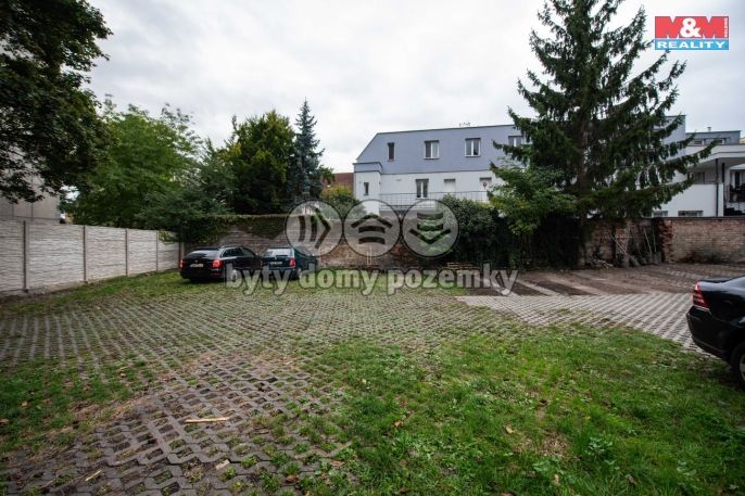 Pronájem, Garážové stání, Pardubice