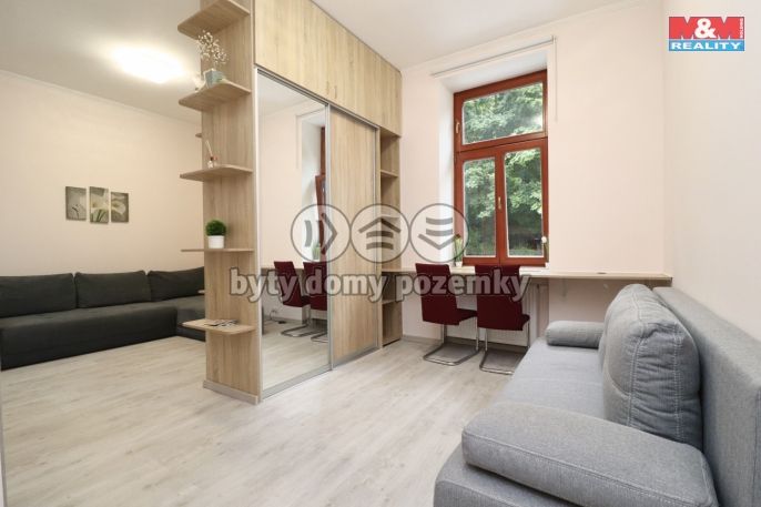 Prodej, Byt 2+kk, Karlovy Vary
