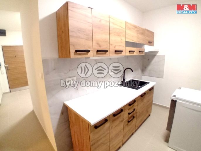 Pronájem, Byt 2+1, Dvůr Králové nad Labem