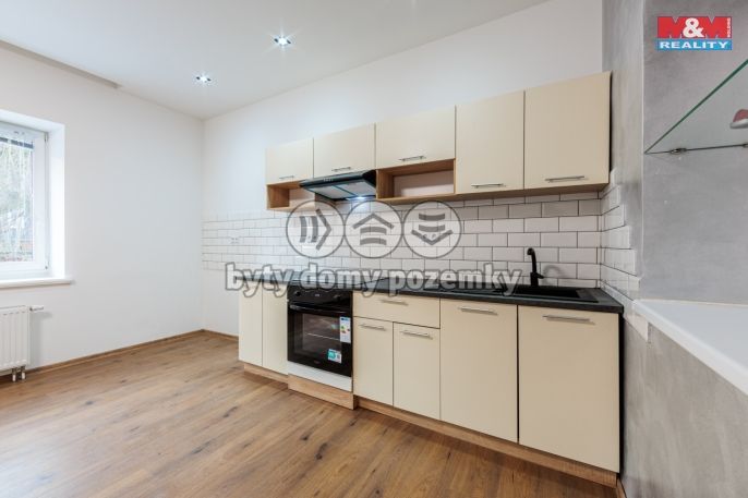 Prodej, Byt 2+kk, Karlovy Vary