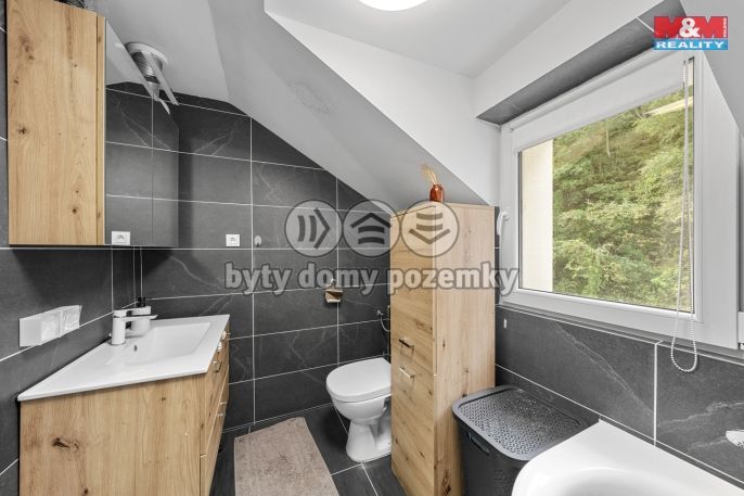 Prodej, Byt 5+1 a větší, Děčín