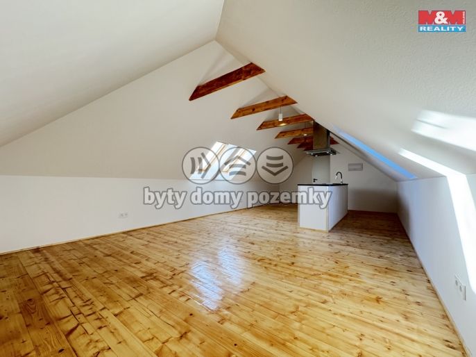 Pronájem, Byt 2+kk, Velešín