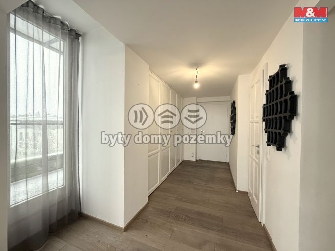 Pronájem, Byt 3+kk, Dolní Břežany