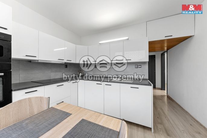 Prodej, Byt 3+1, Děčín