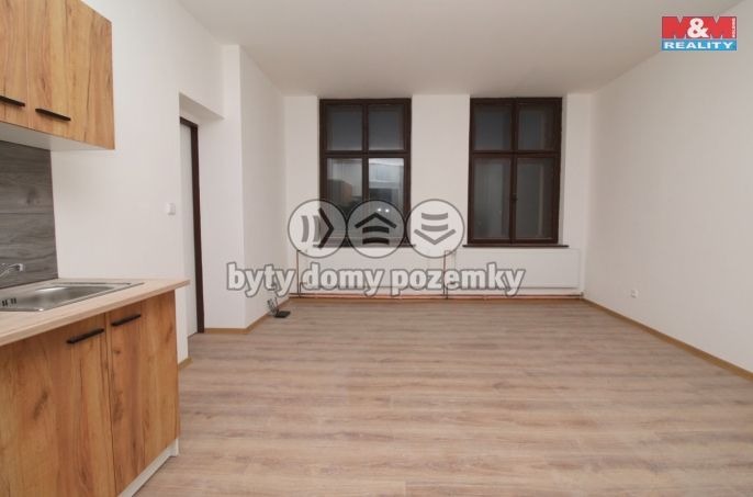 Pronájem, Byt 1+1, Úpice