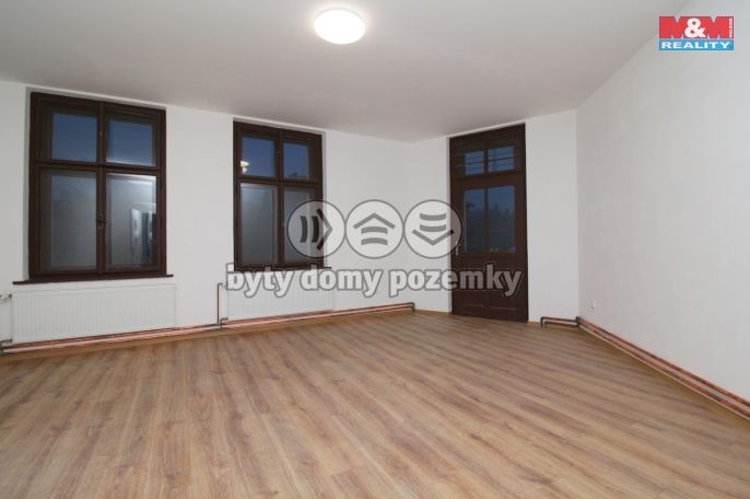 Pronájem, Byt 1+1, Úpice