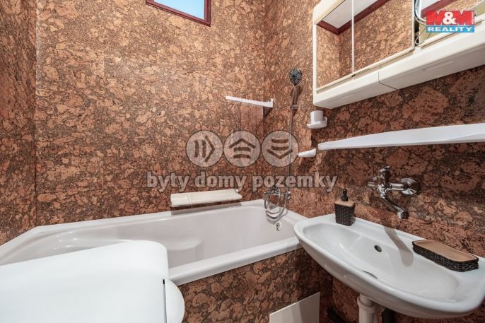 Prodej, Byt 4+1, Podbořany