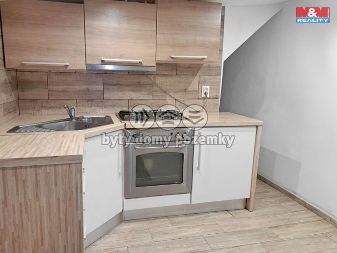 Pronájem, Byt 2+1, Třebusice