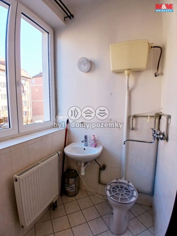 Pronájem, Obchod a služby, Pelhřimov