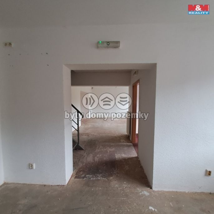 Pronájem, Obchod a služby, Břidličná