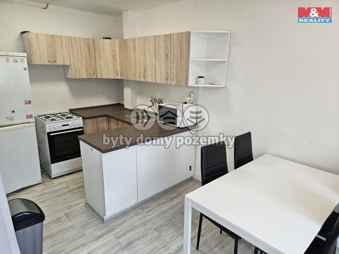 Pronájem, Byt 2+kk, Nové Strašecí