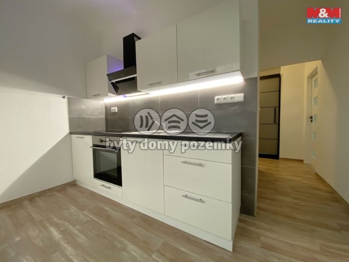 Pronájem, Byt 2+1, Žďár nad Sázavou