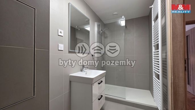 Pronájem, Byt 1+1, Karlovy Vary