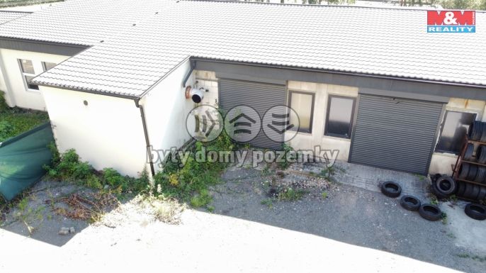 Pronájem, Obchod a služby, Chrášťany