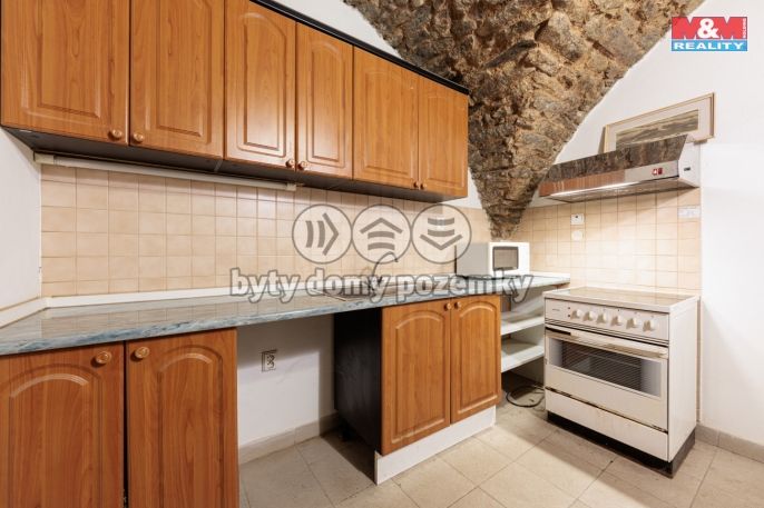 Prodej, Obchod a služby, Nejdek