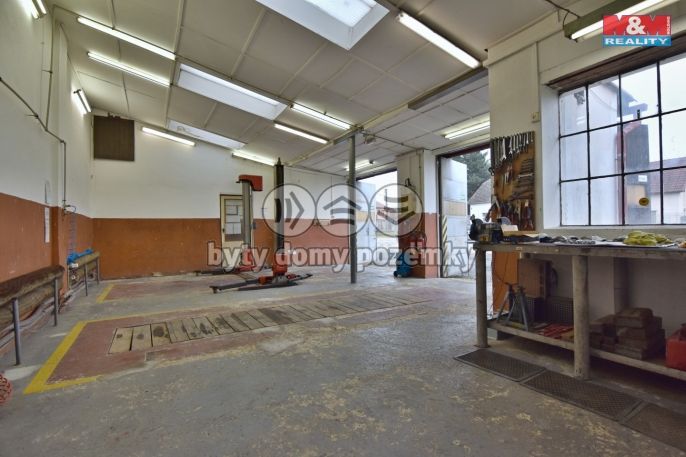 Pronájem, Obchodní objekt, Mělník