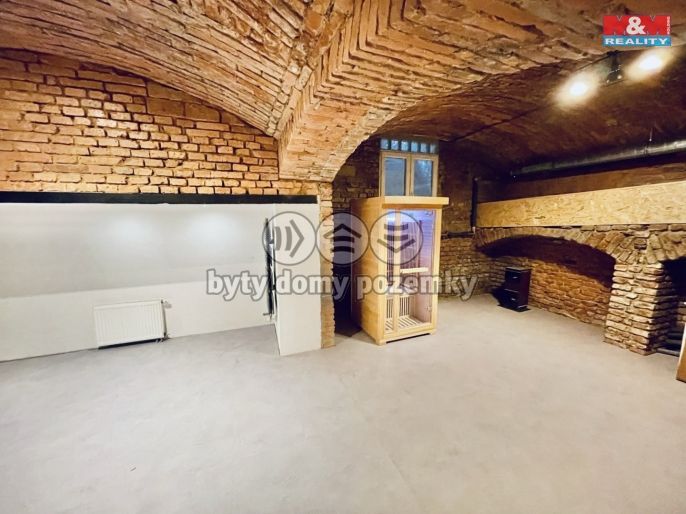 Pronájem, Obchod a služby, Praha