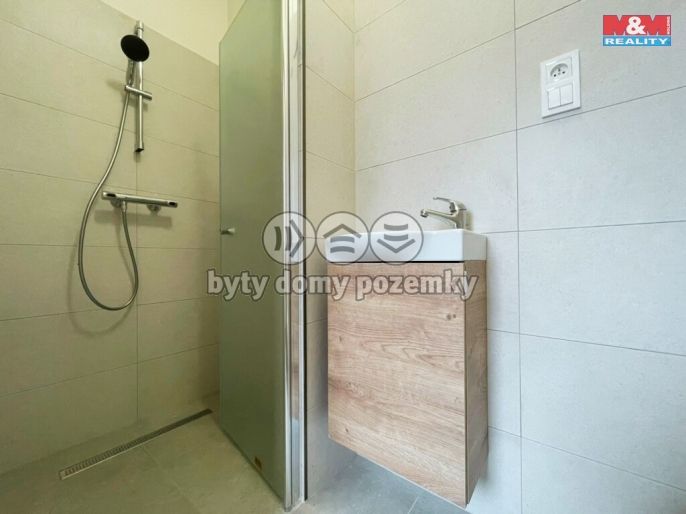 Pronájem, Byt 1+kk, Hlučín