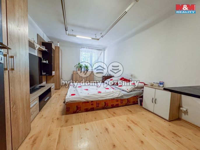 Prodej, Obchod a služby, Zdice