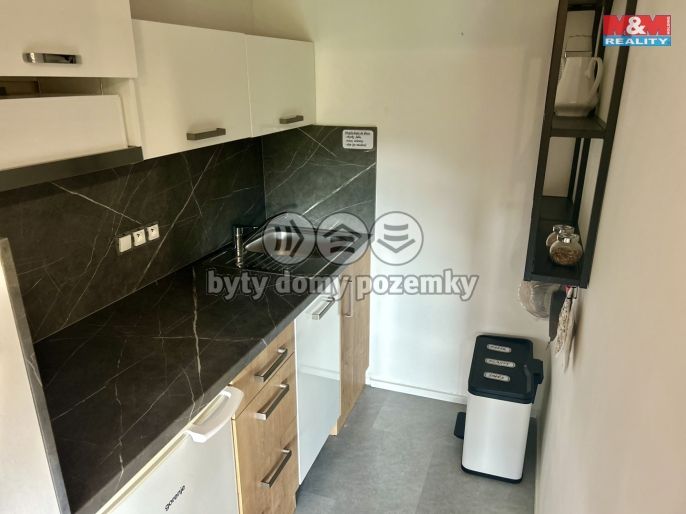 Pronájem, Byt 1+kk, Janov nad Nisou