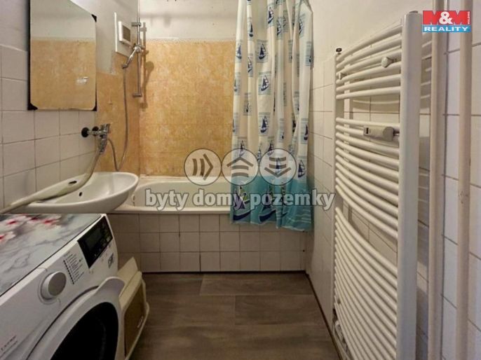 Pronájem, Byt 3+1, Líšnice