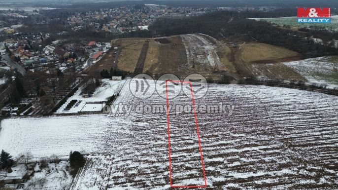 Prodej, Pole, Úvaly