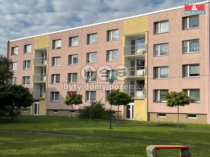 Prodej, Byt 1+1, Louny