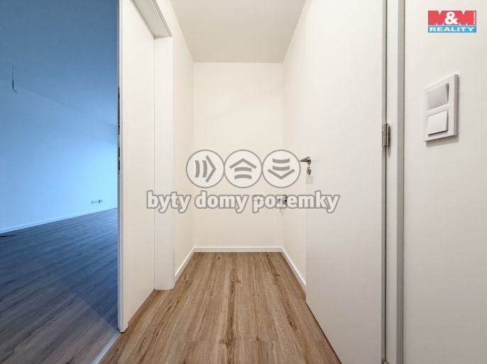 Prodej, Byt 2+kk, Kladno