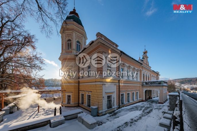 Prodej, Obchod a služby, Nejdek