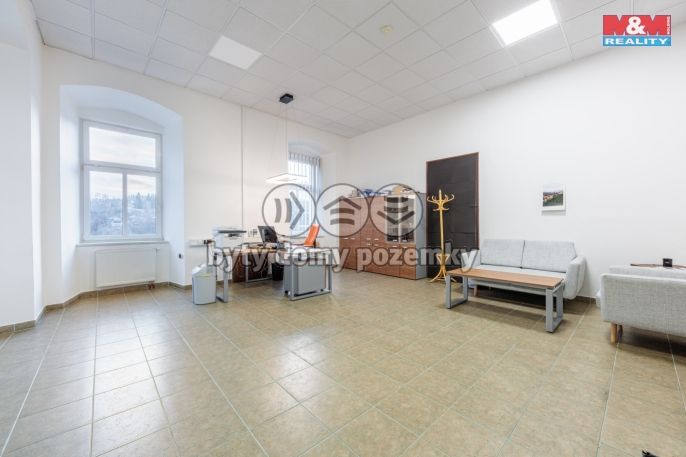 Prodej, Obchod a služby, Nejdek