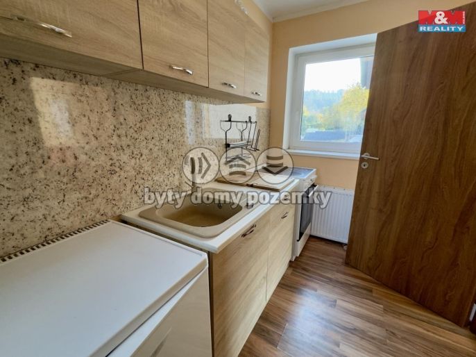 Pronájem, Byt 3+1, Libušín